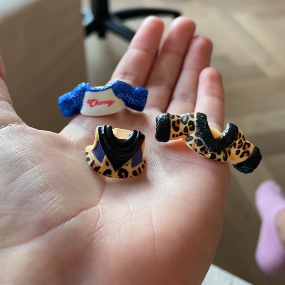 L.O.L doll suitcase doll - Picture 6 of 8